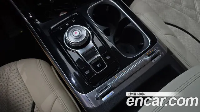 Kia Carnival 2022 thumb 9