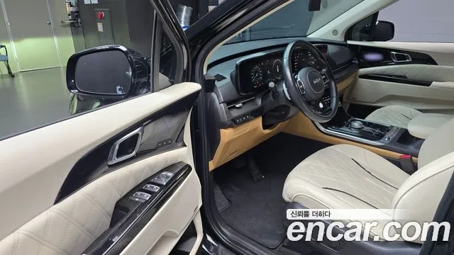 Kia Carnival 2022 thumb 10