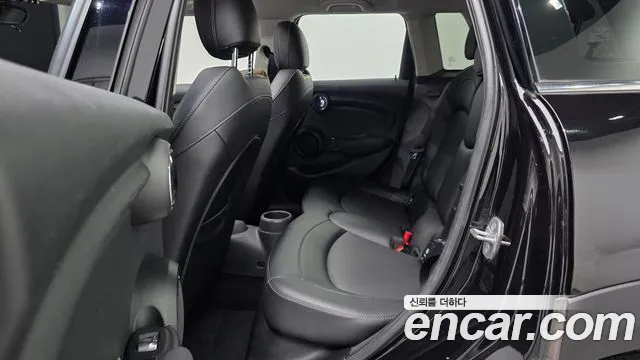 MINI Hatch 2016 thumb 12