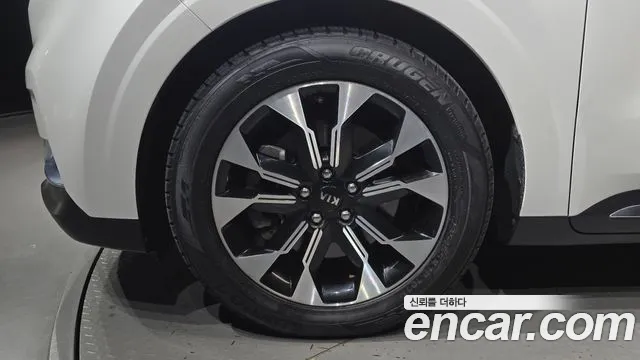 Kia Carnival 2021 thumb 5