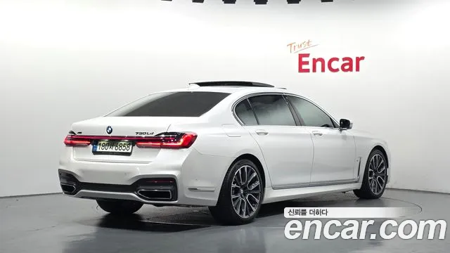 BMW 7-Series 2021 thumb 2