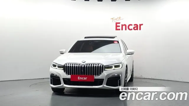 BMW 7-Series 2021 thumb 3