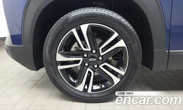 ChevroletGMDaewoo TrailBlazer 2021 thumb 5