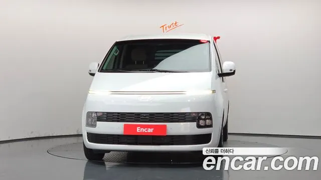 Hyundai Staria 2026 thumb 3