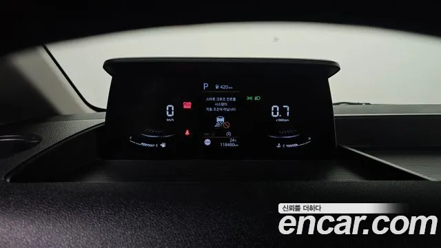 Hyundai Staria 2022 thumb 8
