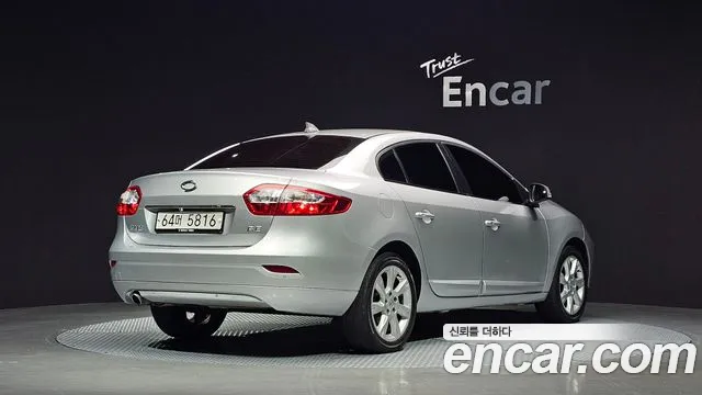 Renault-KoreaSamsung Fluence 2011 thumb 2