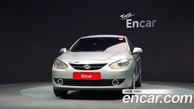 Renault-KoreaSamsung Fluence 2011 thumb 3