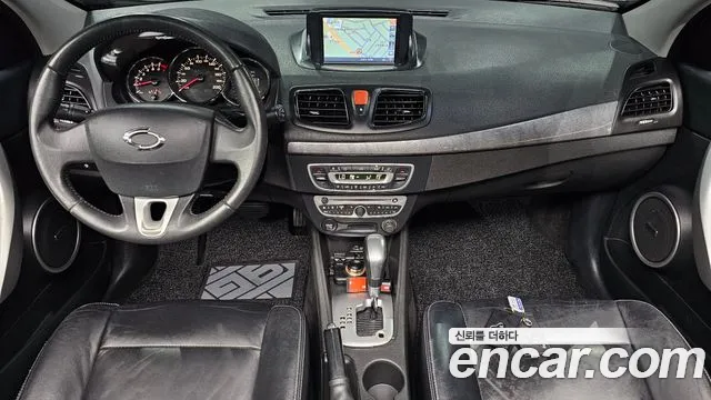 Renault-KoreaSamsung Fluence 2011 thumb 7