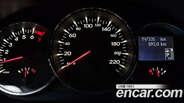 Renault-KoreaSamsung Fluence 2011 thumb 8