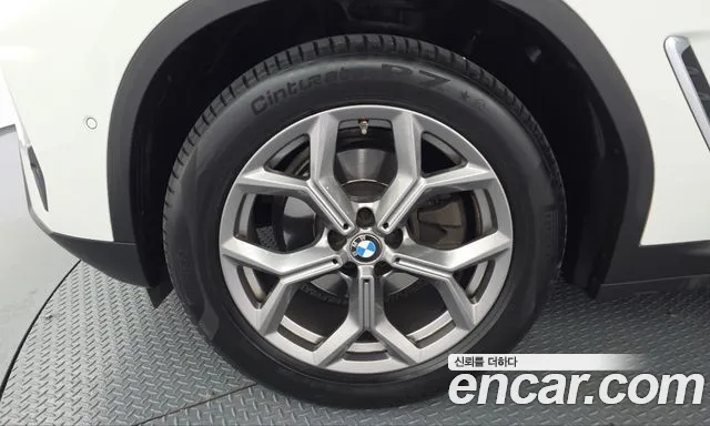 BMW X4 2022 thumb 5