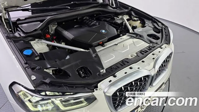 BMW X4 2022 thumb 6