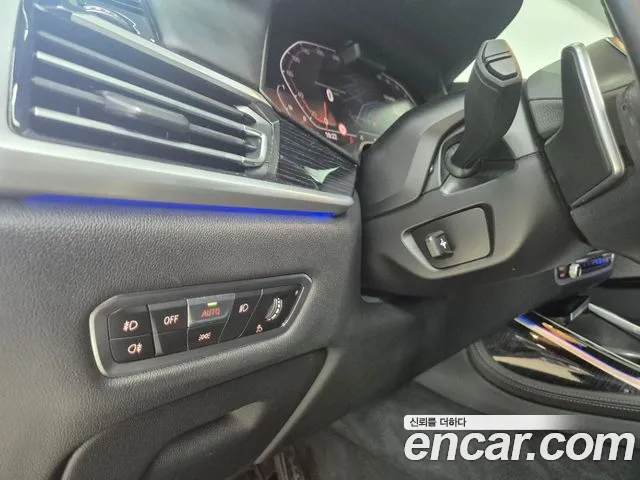 BMW X7 2021 thumb 10
