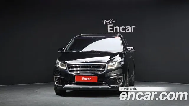 Kia Carnival 2017 thumb 3