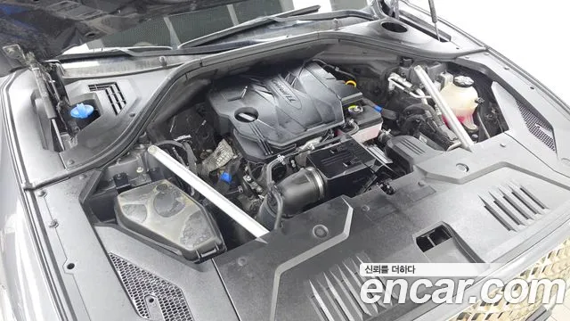 Genesis GV70 2021 thumb 6