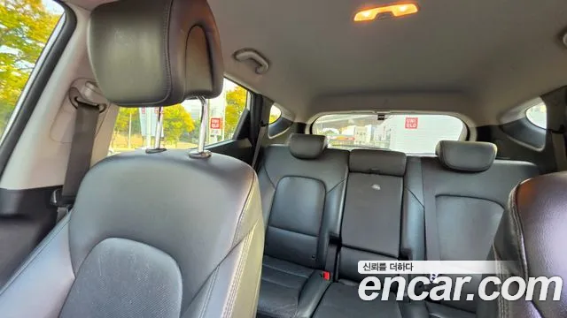 Hyundai Santa Fe 2015 thumb 7