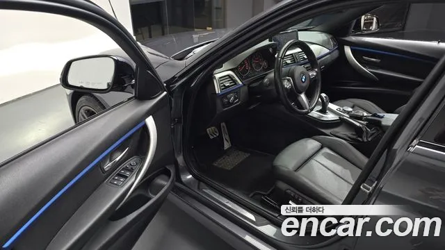BMW 3-Series 2016 thumb 9