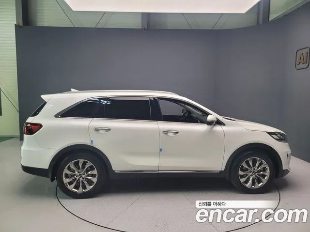 Kia Sorento 2017 thumb 5