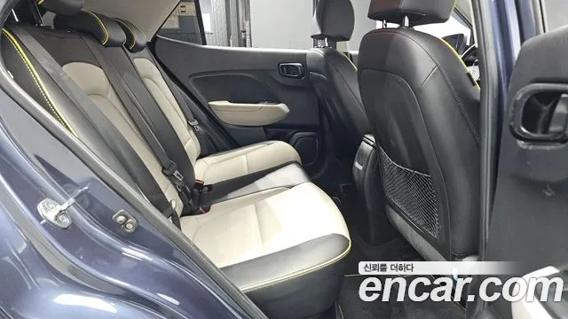 Hyundai Venue 2021 thumb 10