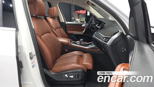 BMW X7 2022 thumb 10
