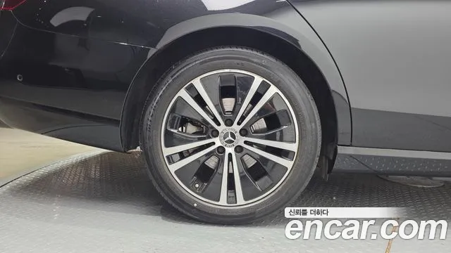 Mercedes-Benz E-Класс 2020 thumb 5