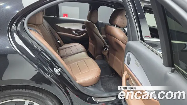 Mercedes-Benz E-Класс 2020 thumb 12