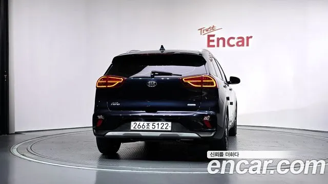Kia Niro 2019 thumb 4