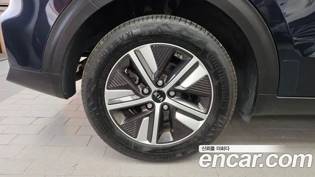 Kia Niro 2019 thumb 5