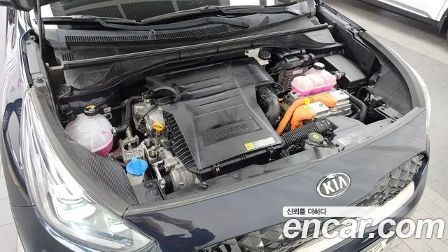 Kia Niro 2019 thumb 6