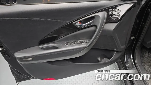 Hyundai Grandeur 2013 thumb 9