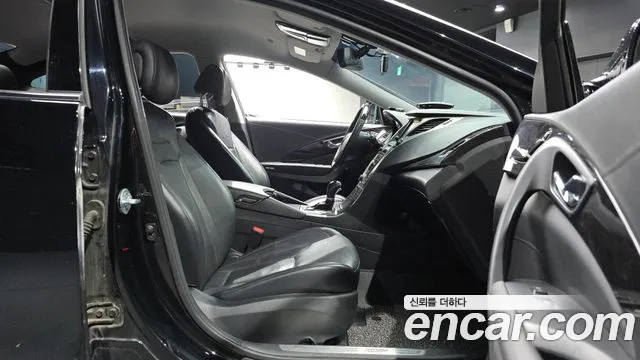 Hyundai Grandeur 2013 thumb 10