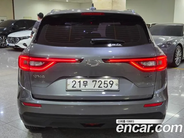 Renault-KoreaSamsung Koleos 2017 thumb 4