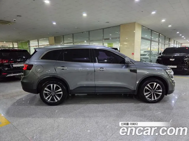 Renault-KoreaSamsung Koleos 2017 thumb 5