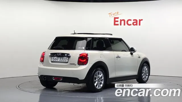 MINI Hatch 2014 thumb 2