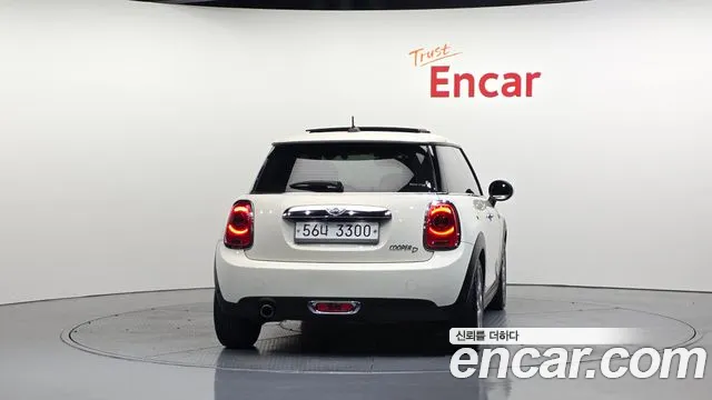 MINI Hatch 2014 thumb 4