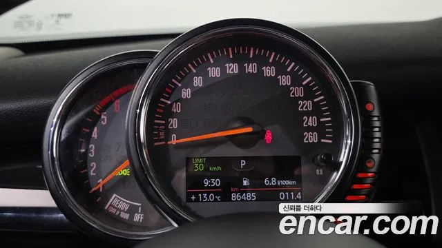 MINI Hatch 2014 thumb 8