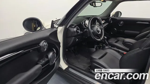 MINI Hatch 2014 thumb 10