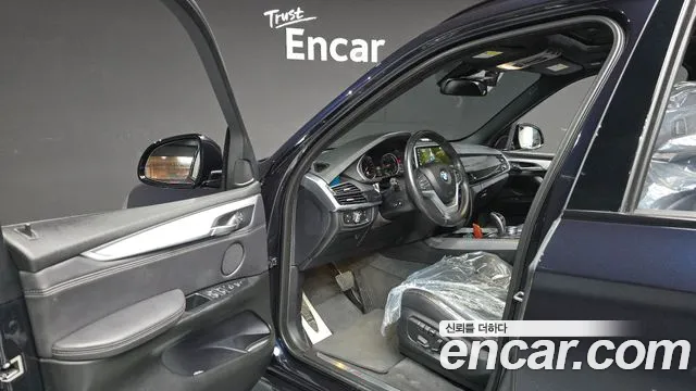 BMW X5 2018 thumb 10
