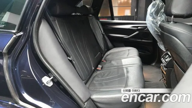 BMW X5 2018 thumb 11