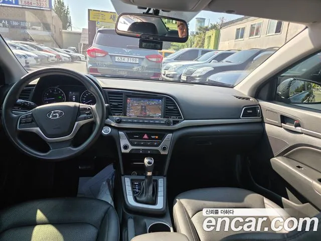 Hyundai Avante 2017 thumb 7