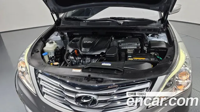 Hyundai Grandeur 2011 thumb 6