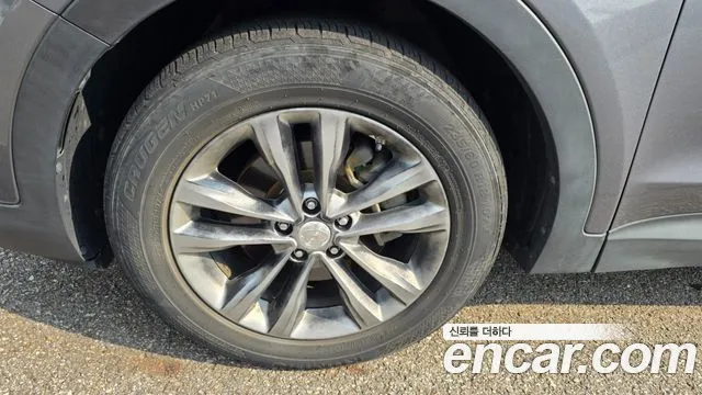 Hyundai Santa Fe 2017 thumb 5