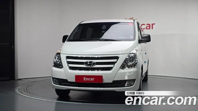 Hyundai Starex 2017 thumb 3