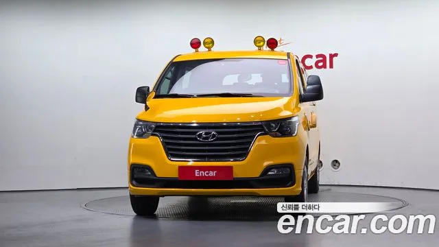 Hyundai Starex 2020 thumb 3