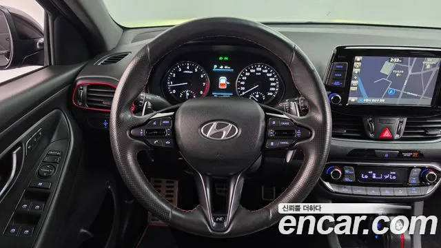 Hyundai i30 2018 thumb 12