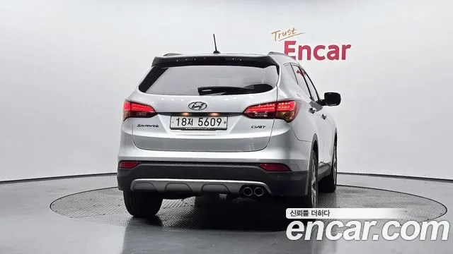 Hyundai Santa Fe 2013 thumb 4