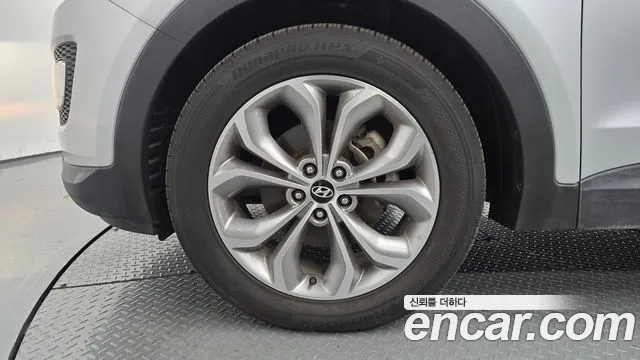 Hyundai Santa Fe 2013 thumb 5