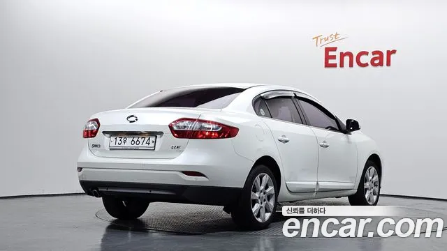 Renault-KoreaSamsung Fluence 2010 thumb 2