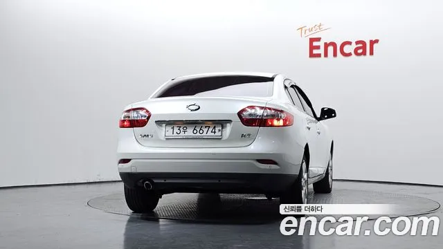 Renault-KoreaSamsung Fluence 2010 thumb 4