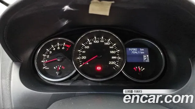 Renault-KoreaSamsung Fluence 2010 thumb 8