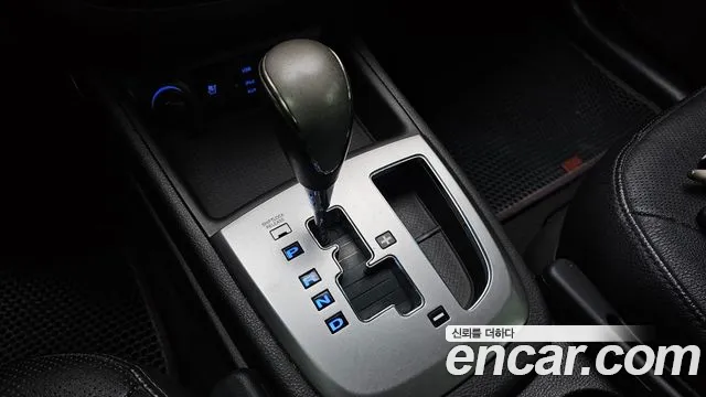Hyundai Santa Fe 2011 thumb 9